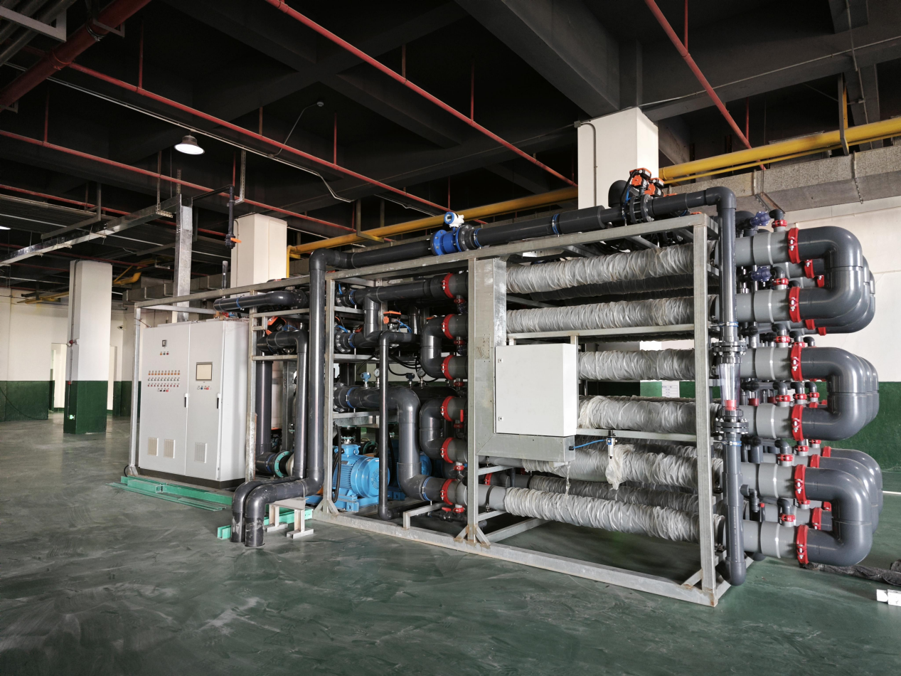 Installed PEK tubular membrane and reuse system for PCB heavy-metals wastewater