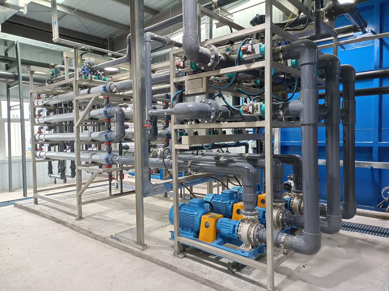 PEK tubular membrane silica-removal and softening system for anonymous coking wastewater in Shaanxi