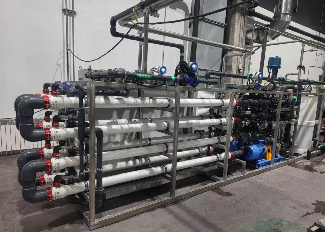 PEK tubular membrane clarification system for photovoltaic wafer grinding wastewater