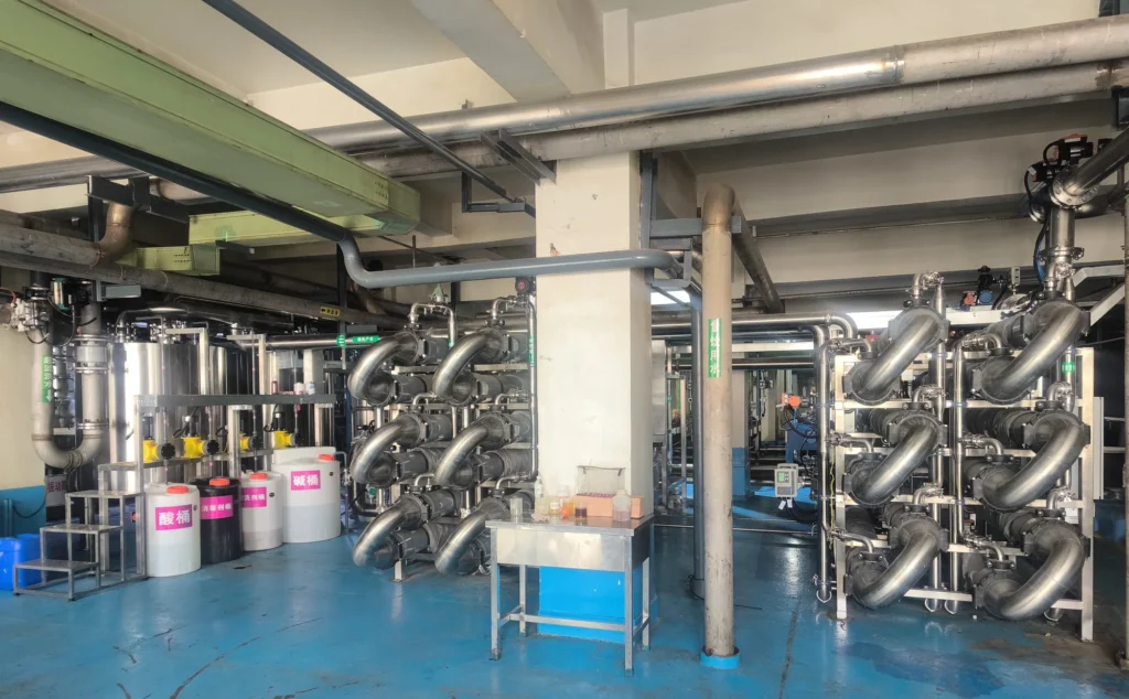 Membrane equipment at a process-fluid separation project